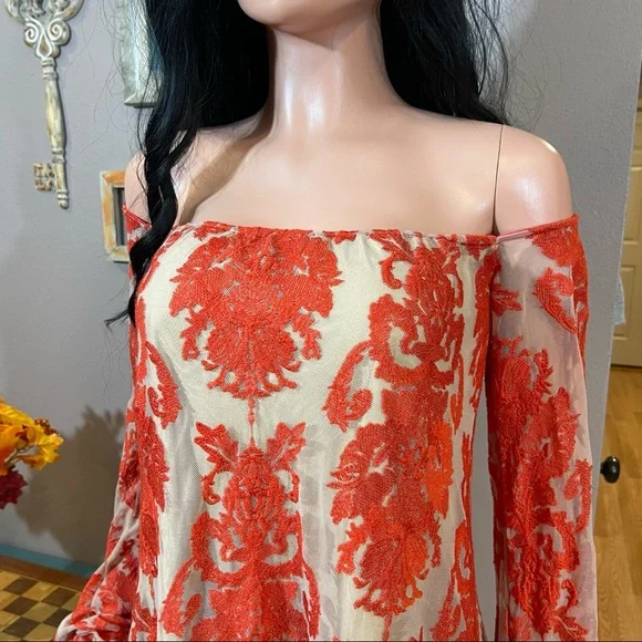 For Love & Lemons rust beige lace off shoulder dress - Picture 3 of 15